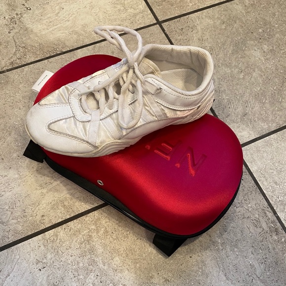 Nfinity Evolution Cheer Shoes - Picture 6 of 6